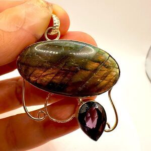 Stunning Labradorite cabochon and pear but amethyst in .925 pendant!
